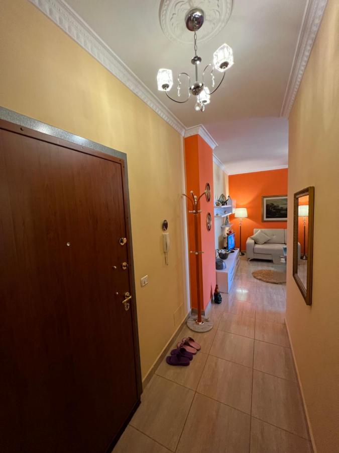 City Center Apartment In Шкодер Екстер'єр фото